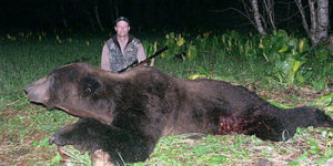 alaska-brown-bear-hunting-2-300x150  